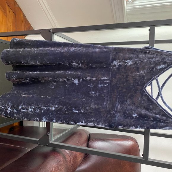 GREY Crushed Velvet Dress - Pins and Needles Urban Outfitters - Picture 4 of 8